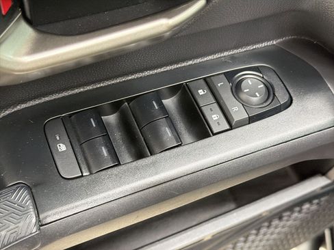 Used 2024 Toyota Tacoma 4x4 Double Cab Hybrid image 13