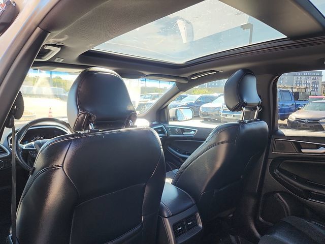 Used 2019 Ford Edge ST AWD/4WD image 24
