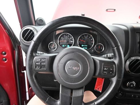 Used 2013 Jeep Wrangler Sport AWD/4WD image 26