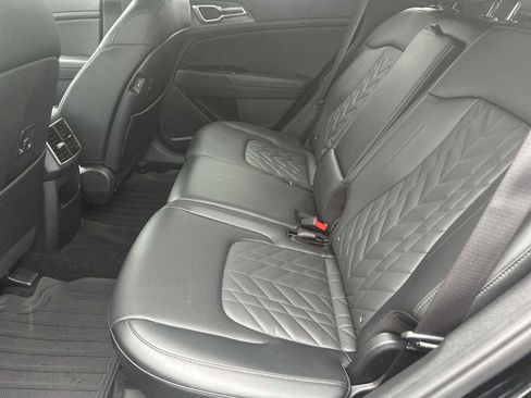 Used 2024 Kia Sportage X-Line w/ X-Line Premium Package image 28