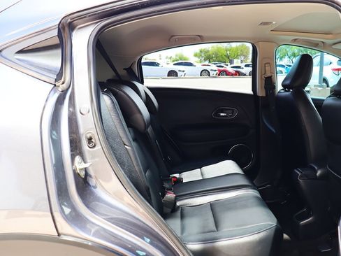 Used 2021 Honda HR-V EX-L image 27