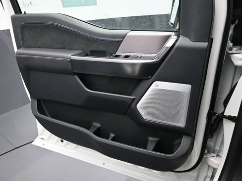 New 2025 Ford F150 Platinum w/ Equipment Group 702A High image 17