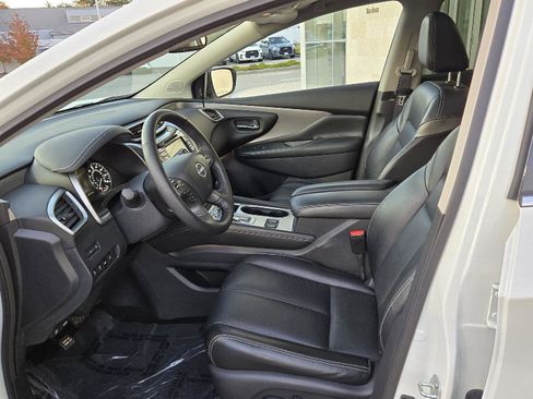 Used 2023 Nissan Murano SL w/ SL Moonroof Package image 5