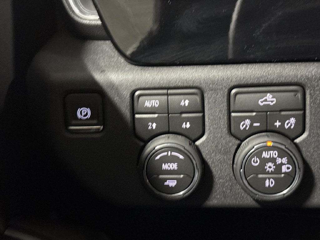 New 2026 Chevrolet Silverado 1500 RST w/ Z71 Off-Road Package AWD/4WD image 19