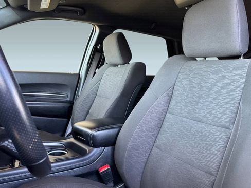 Used 2024 Dodge Durango SXT image 24
