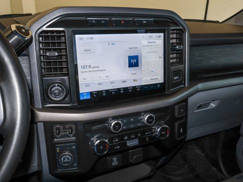Used 2024 Ford F150 XLT w/ Tow/Haul Package AWD/4WD image 30