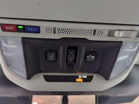 Certified 2023 Subaru Forester Premium AWD/4WD image 28