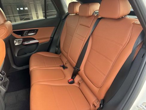 New 2026 Mercedes-Benz GLC 300 image 7