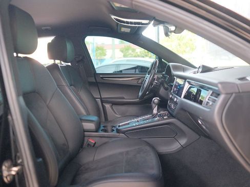 Used 2019 Porsche Macan image 27