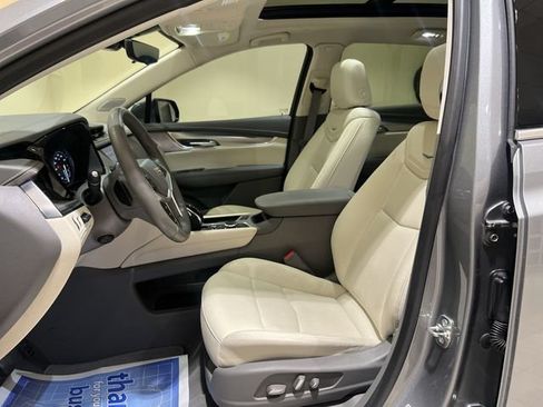 Certified 2024 Cadillac XT5 Premium Luxury w/ Technology Package FWD image 19