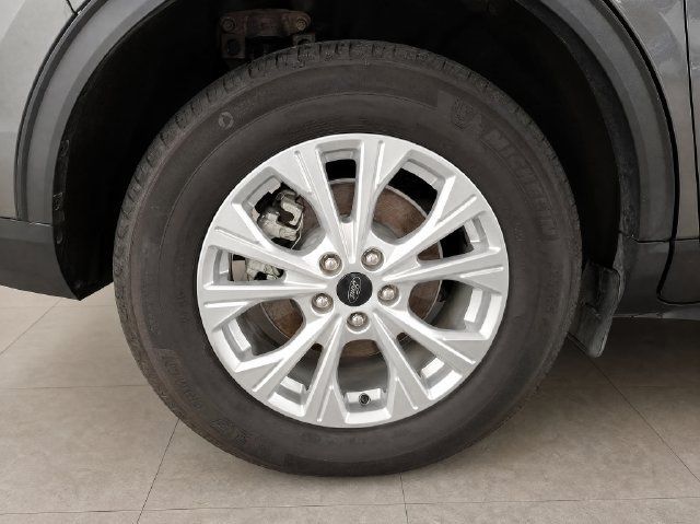 Used 2025 Ford Escape Active w/ Tech Pack #1 FWD image 17