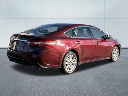 Used 2013 Toyota Avalon XLE image 4