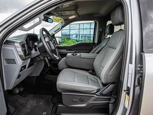 Used 2024 Ford F150 XLT w/ Tow/Haul Package image 15