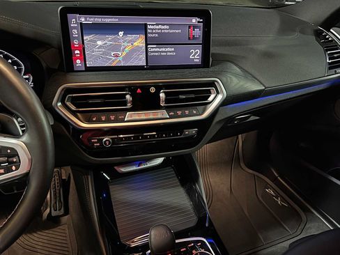 Used 2024 BMW X4 M AWD/4WD image 33