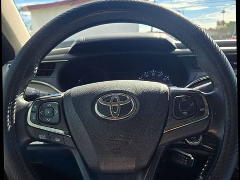 Used 2015 Toyota Avalon XLE Premium w/ Preferred Accessory Package image 19