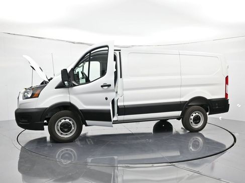 New 2026 Ford Transit 250 148 Medium Roof image 38
