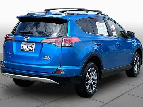 Used 2016 Toyota RAV4 XLE image 12