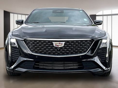 Used 2025 Cadillac CT5 Premium Luxury RWD image 3
