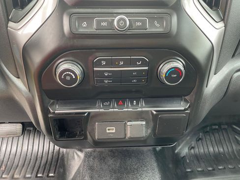 Used 2020 Chevrolet Silverado 1500 W/T w/ WT Convenience Package AWD/4WD image 11