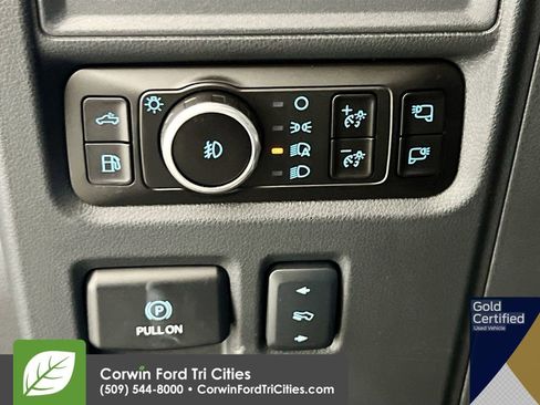 Certified 2025 Ford F150 Platinum AWD/4WD image 19