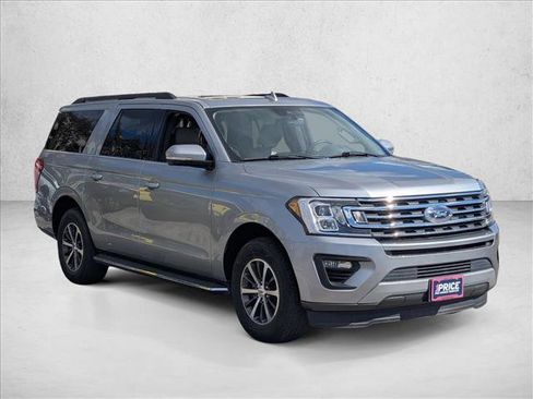 Used 2021 Ford Expedition Max XLT image 3