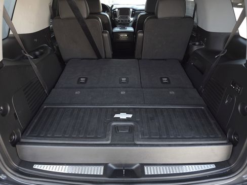 Used 2020 Chevrolet Tahoe Premier w/ RST 6.2L Performance Edition image 38