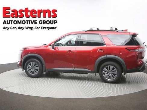 Used 2024 Nissan Pathfinder SV AWD/4WD image 63