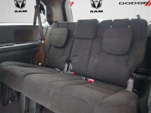 Used 2015 Dodge Grand Caravan SE w/ Quick Order Package 29E SE image 13