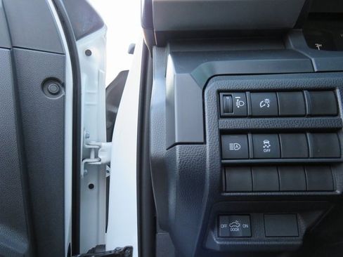 Certified 2024 Toyota Tacoma SR image 36