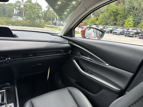 Certified 2025 MAZDA CX-30 AWD 2.5 S w/ Preferred Package image 15