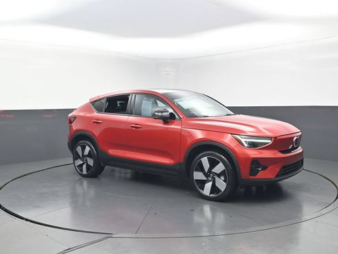 Used 2023 Volvo C40 P8 Recharge Ultimate AWD/4WD image 35