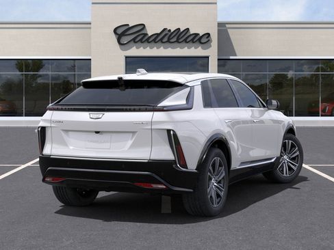New 2025 Cadillac Lyriq Luxury image 4