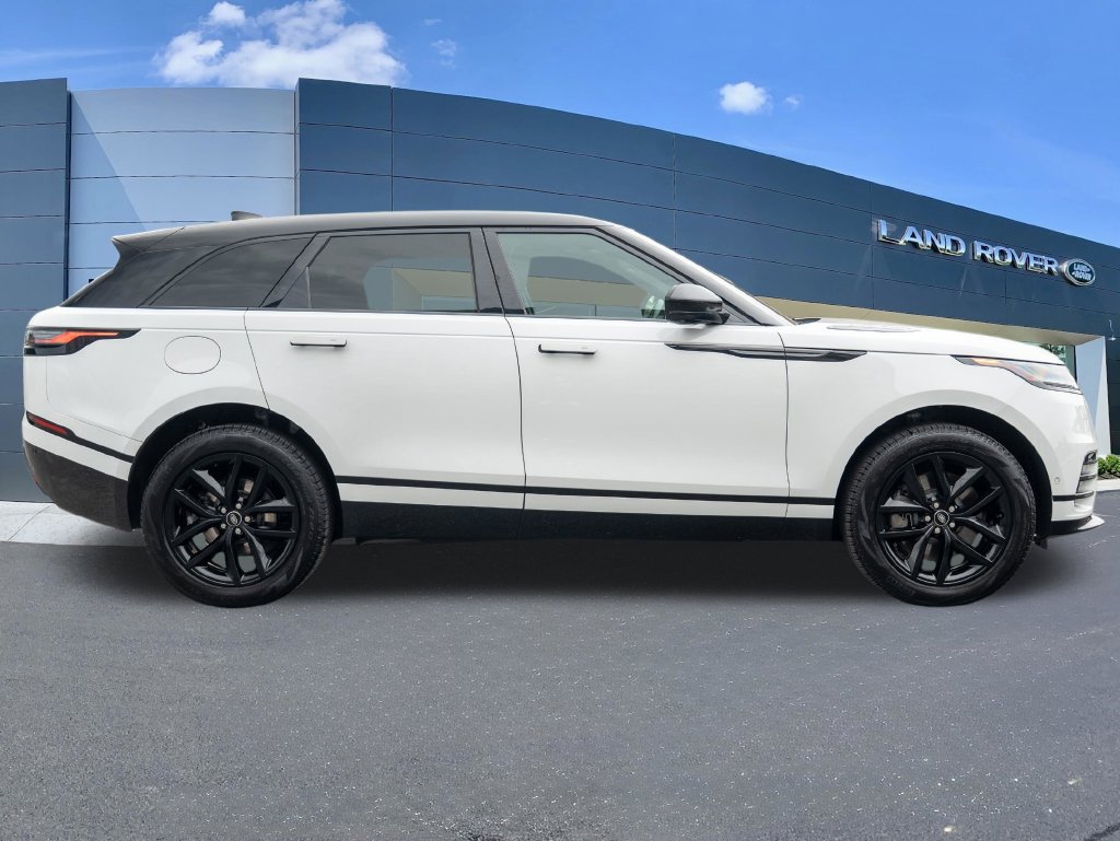 Certified 2026 Land Rover Range Rover Velar Dynamic SE AWD/4WD image 8