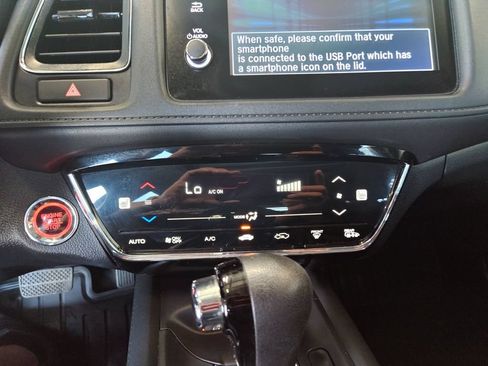 Used 2019 Honda HR-V EX image 17