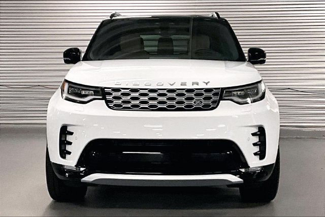 New 2026 Land Rover Discovery Limited Edition AWD/4WD image 2