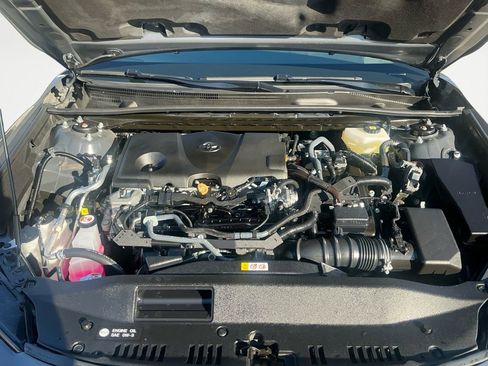 Used 2025 Toyota Camry LE image 18