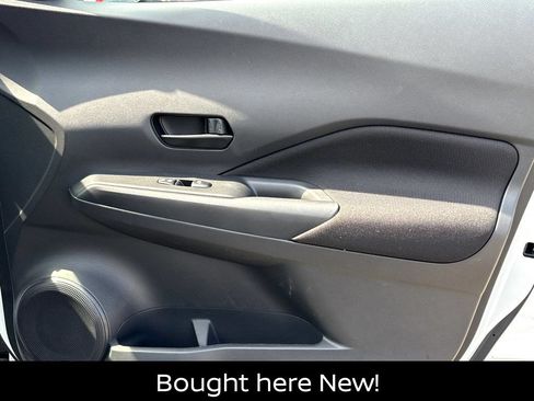 Used 2025 Nissan Kicks Play S FWD image 11