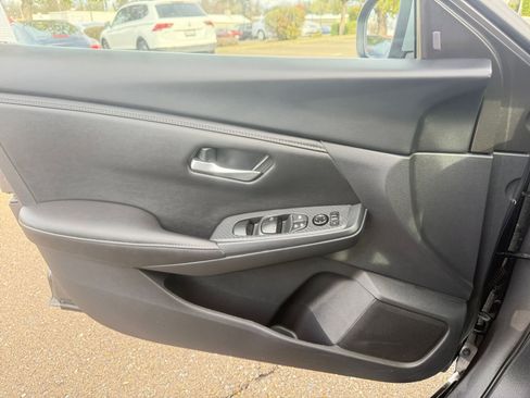 Used 2025 Nissan Sentra SV image 20