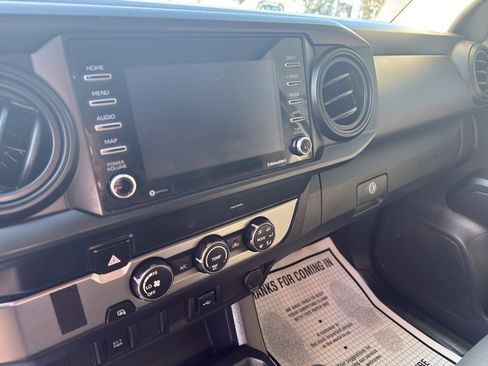 Used 2020 Toyota Tacoma SR image 14