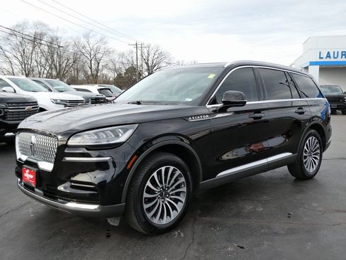 Used 2024 Lincoln Aviator Reserve w/ Equipment Group 201A AWD/4WD image 8