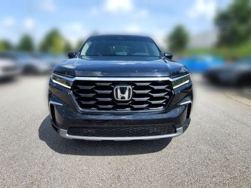 Used 2025 Honda Pilot EX-L image 4