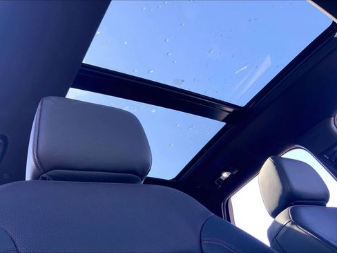 Certified 2025 Chevrolet Blazer RS w/ Enhanced Convenience Package image 14