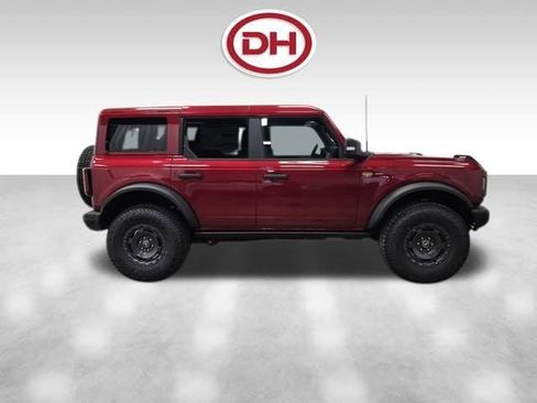 New 2025 Ford Bronco Badlands image 2