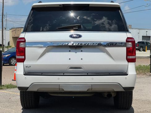 Used 2019 Ford Expedition Max XLT w/ Equipment Group 202A RWD image 6
