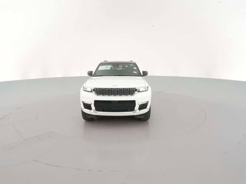 New 2025 Jeep Grand Cherokee L Summit w/ Luxury Tech Group V image 2