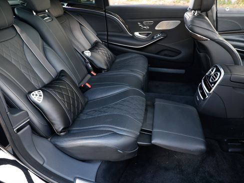 Used 2017 Mercedes-Benz Maybach S 550 4MATIC image 30