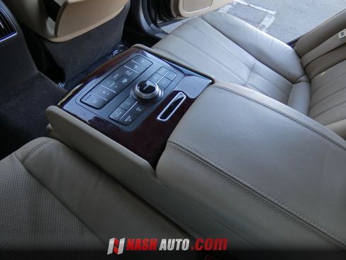 Used 2013 Hyundai Equus Signature RWD image 47