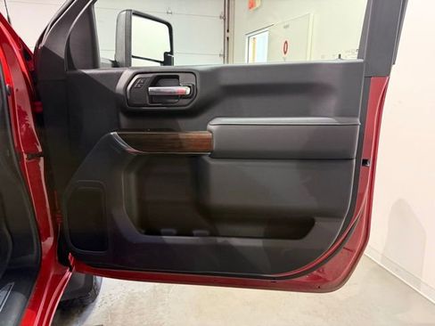 Certified 2025 Chevrolet Silverado 3500 LT w/ Convenience Package image 23