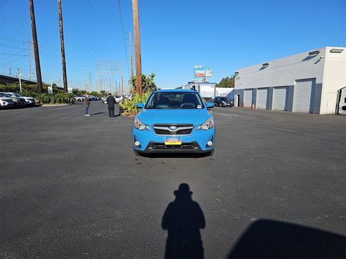 Used 2016 Subaru Crosstrek 2.0i Limited w/ Popular Package #2 image 2