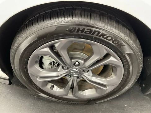 Certified 2025 Honda Accord EX-L image 9